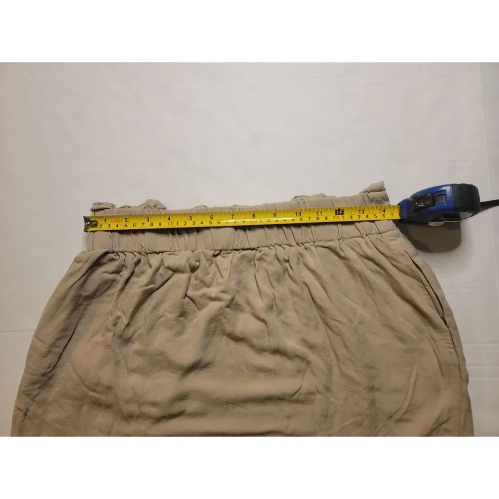Aqua‎  Size L Above Knee/mid Thigh Length Beige Skirt